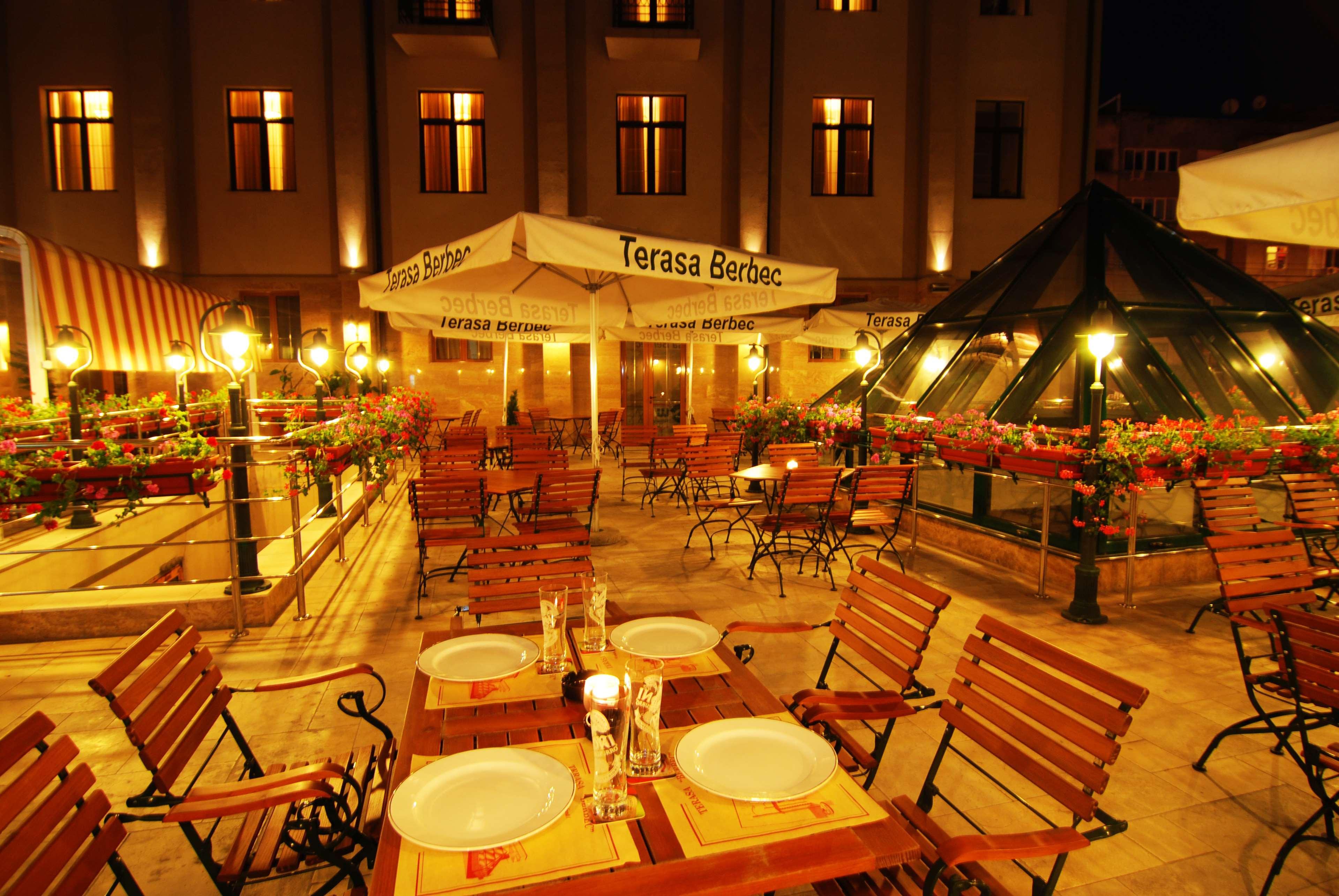 Hotel Central Ploieşti Exterior foto